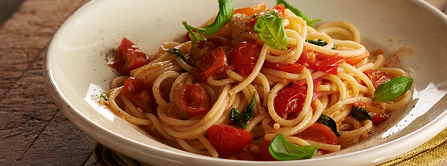 recipe image Spaghetti with Tomato Pasta Sauce